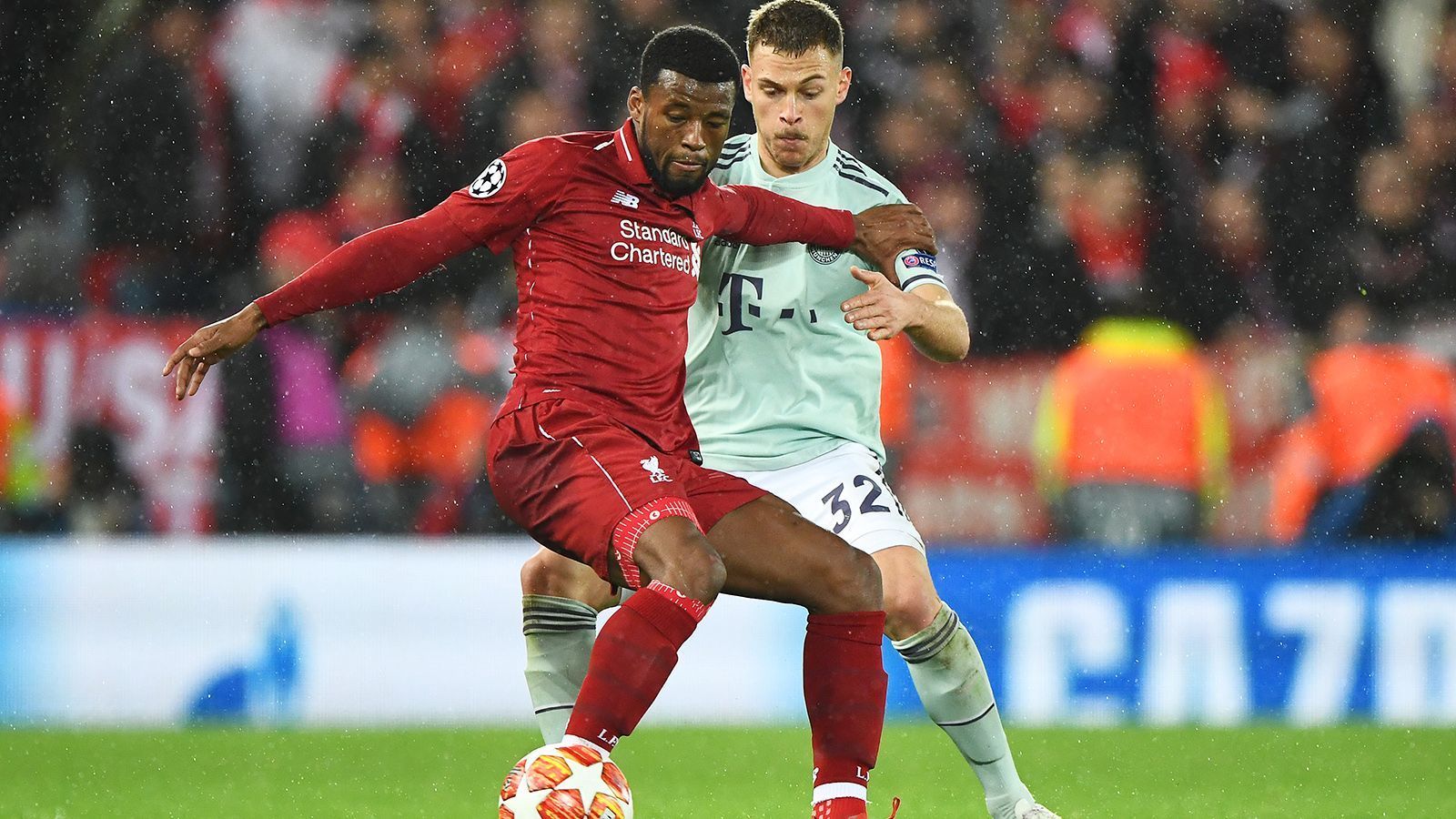 
                <strong>Georginio Wijnaldum</strong><br>
                Der offensive Antreiber im englischen Mittelfeld. Nur sehr schwer vom Ball zu trennen und bringt die vordersten drei Stars immer gut in Szene. Defensiv könnte er mehr machen. ran-Note: 3
              