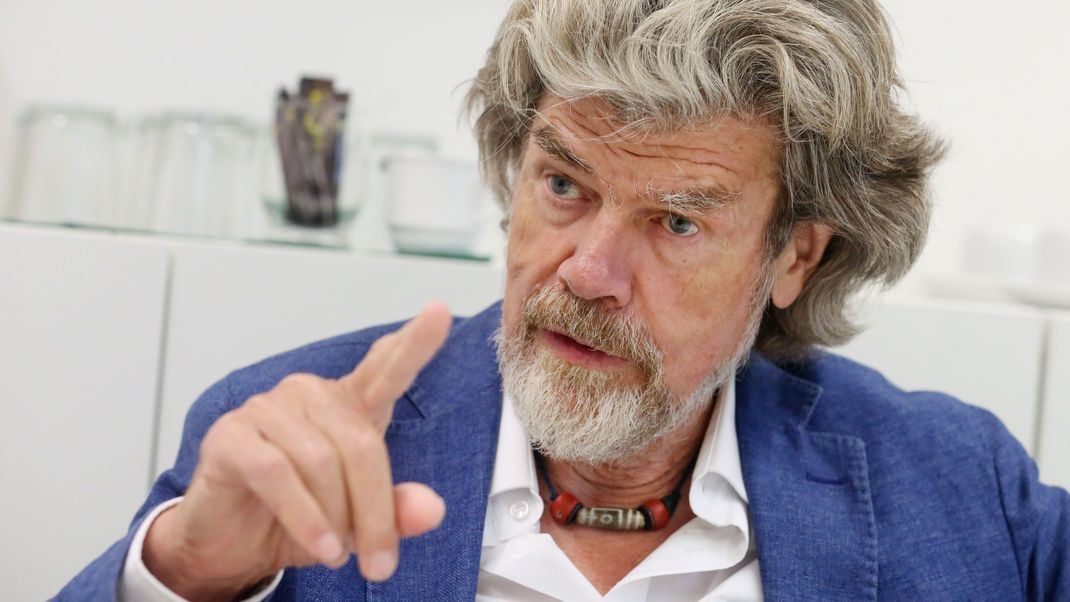Messner setzt sich seit Jahrzehnten gegen Umweltzerstörung und Klimawandel ein.