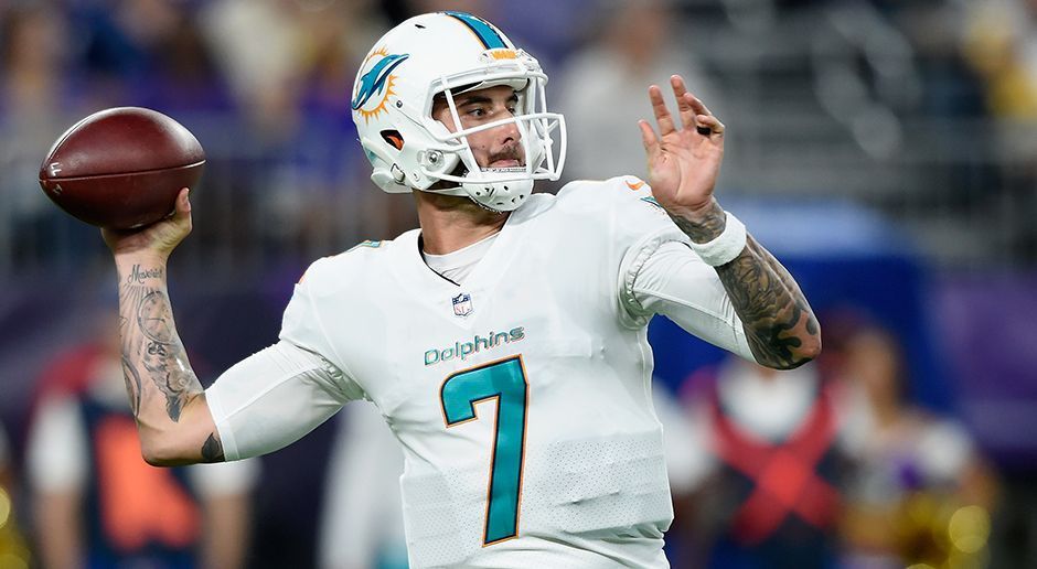 
                <strong>Miami Dolphins</strong><br>
                QB Brandon DoughtyTE Thomas DuarteOT Sean HickeyWR Malcolm LewisCB Jordan LucasDE Cameron MalveauxWR Drew MorganRB De'Veon Smith
              