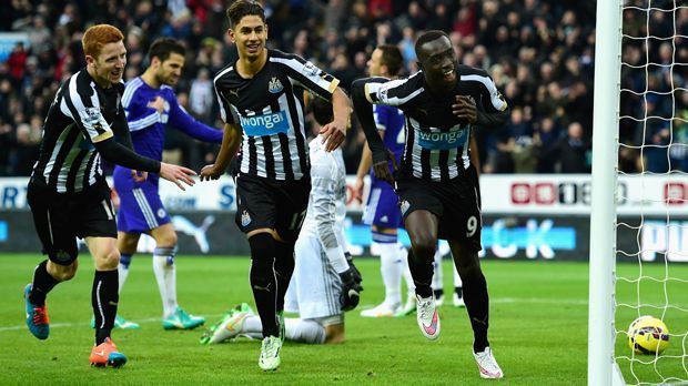 
                <strong>Newcastle United</strong><br>
                Platz 8 - Newcastle United: Mit angeblich über 68 Millionen Euro an Ablösesummen für neue Spieler soll Newcastle United einen neuen Vereinsrekord aufgestellt haben. Dadurch kam auch eine Rechnung von rund 8,5 Millionen Euro für die Spielerberater zusammen.
              