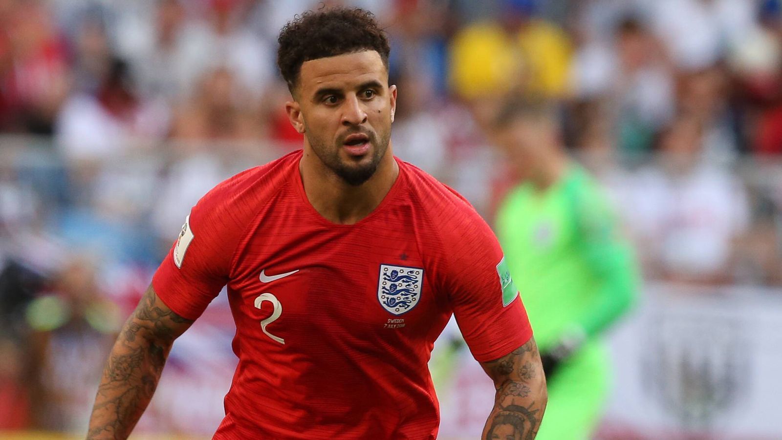 
                <strong>Kyle Walker</strong><br>
                In der Anfangsphase ein bisschen fahrig mit vielen Fehlpässen. Fängt sich mit zunehmender Spieldauer aber, lässt seine Ausflüge in die Offensive lieber bleiben und beschränkt sich vor allem auf seine Defensivaufgaben. ran-Note: 3
              