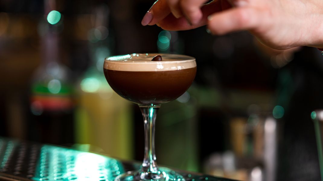 Tequila Espresso Martini: Hält dich garantiert wach bis Mitternacht!