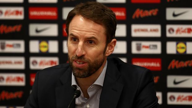 
                <strong>Platz 7 (geteilt): Gareth Southgate (England)</strong><br>
                Gehalt: 1,9 Millionen EuroIm Amt seit: November 2016
              