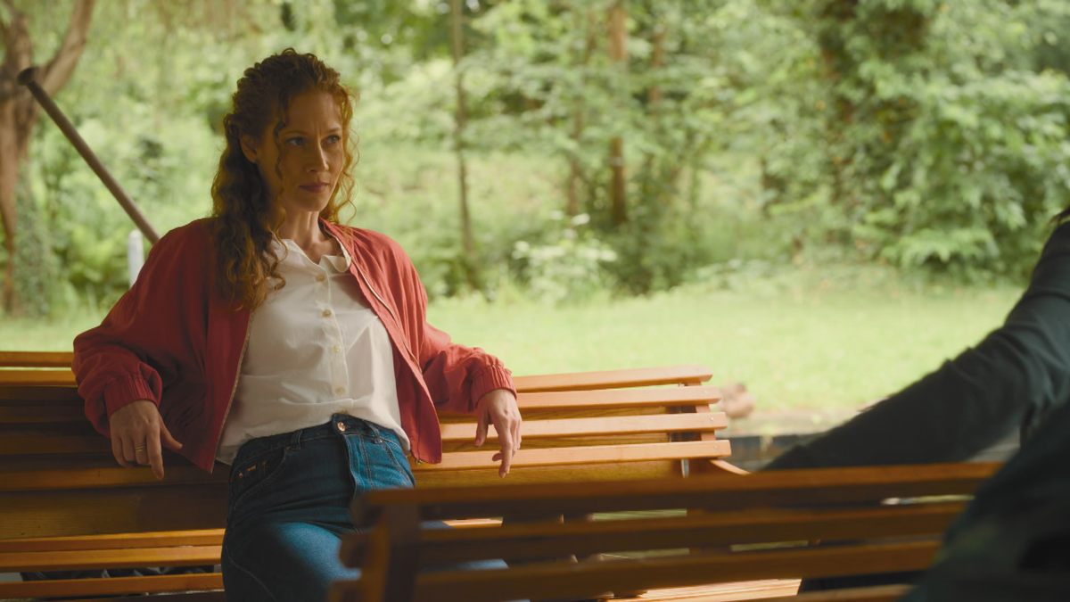 Vivian redet mit Lea