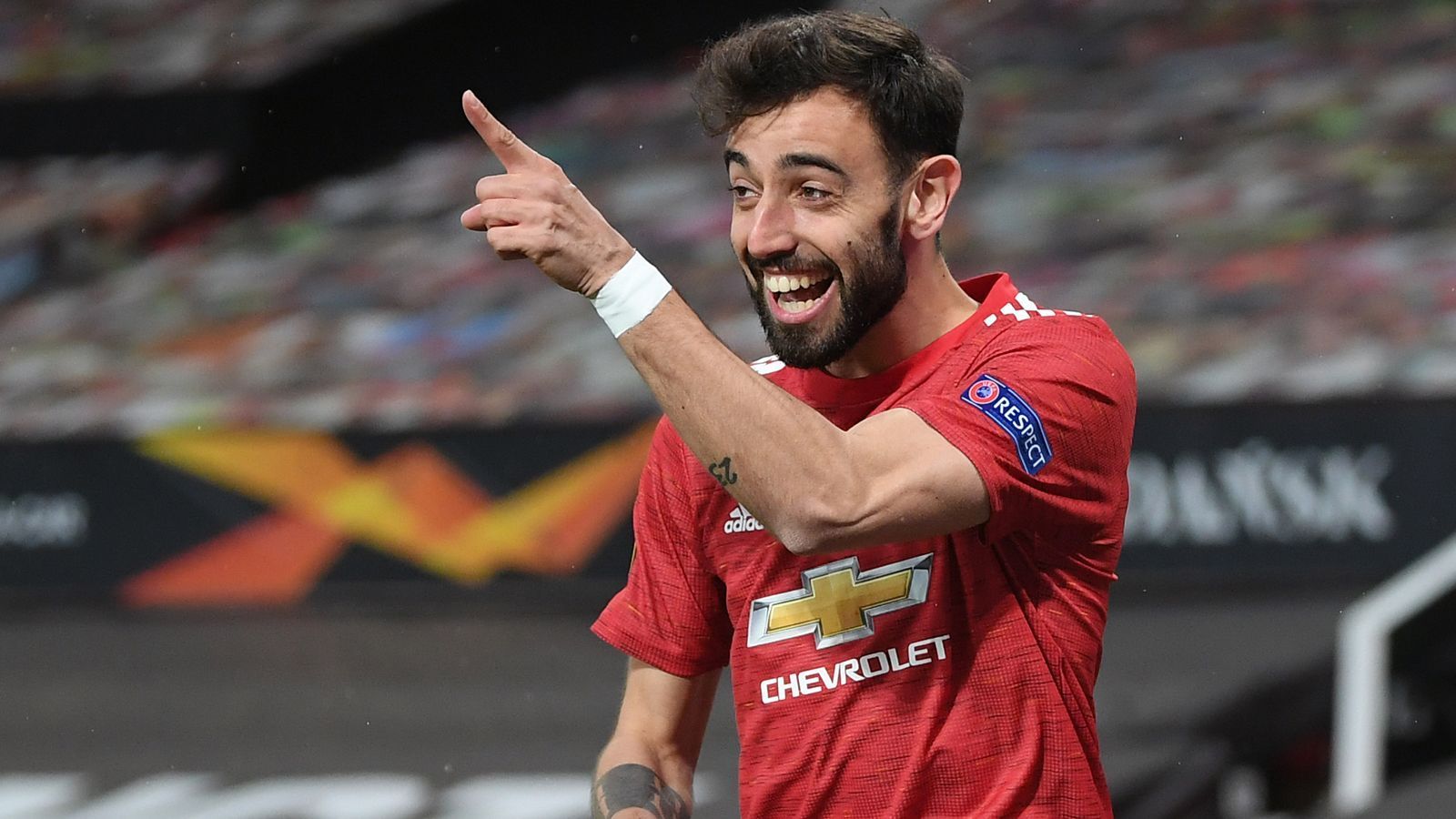 
                <strong>Platz 5: Bruno Fernandes (Manchester United)</strong><br>
                Marktwert: 154,3 Millionen Euro - Vertragslaufzeit: 2025 - Alter: 26 Jahre - Position: Mittelfeld
              