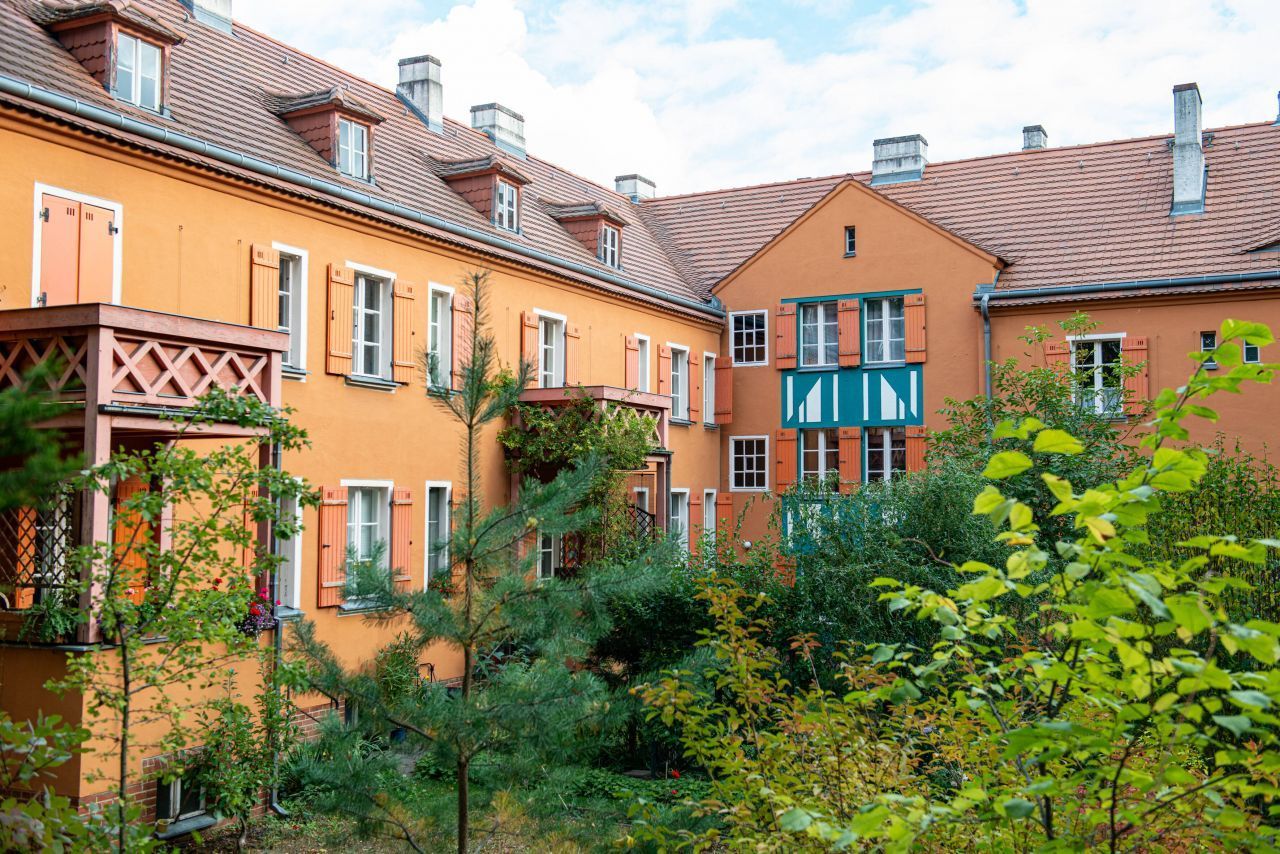 Bereits ab 1890 entstand die Gartenstadt Falkenberg in Bohnsdorf/Berlin.