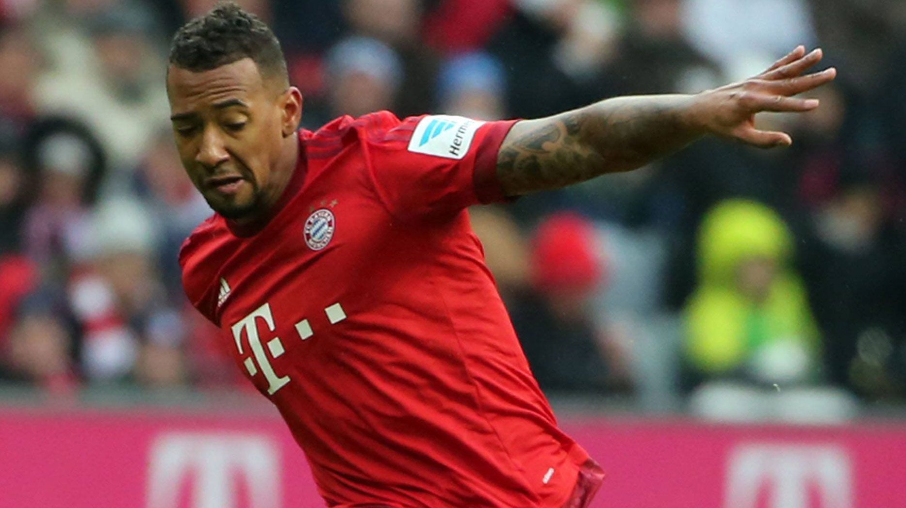 
                <strong>Jerome Boateng (Bayern München)</strong><br>
                Jerome Boateng (Bayern München): Der Abwehrboss kann das 0:1 nicht verhindern. Bekommt die aufkommende Hektik in der zweiten Halbzeit nicht in den Griff. Zwar besser als Nebenmann Benatia, trotzdem in der zweiten Halbzeit von der Rolle. ran-Note: 4.
              