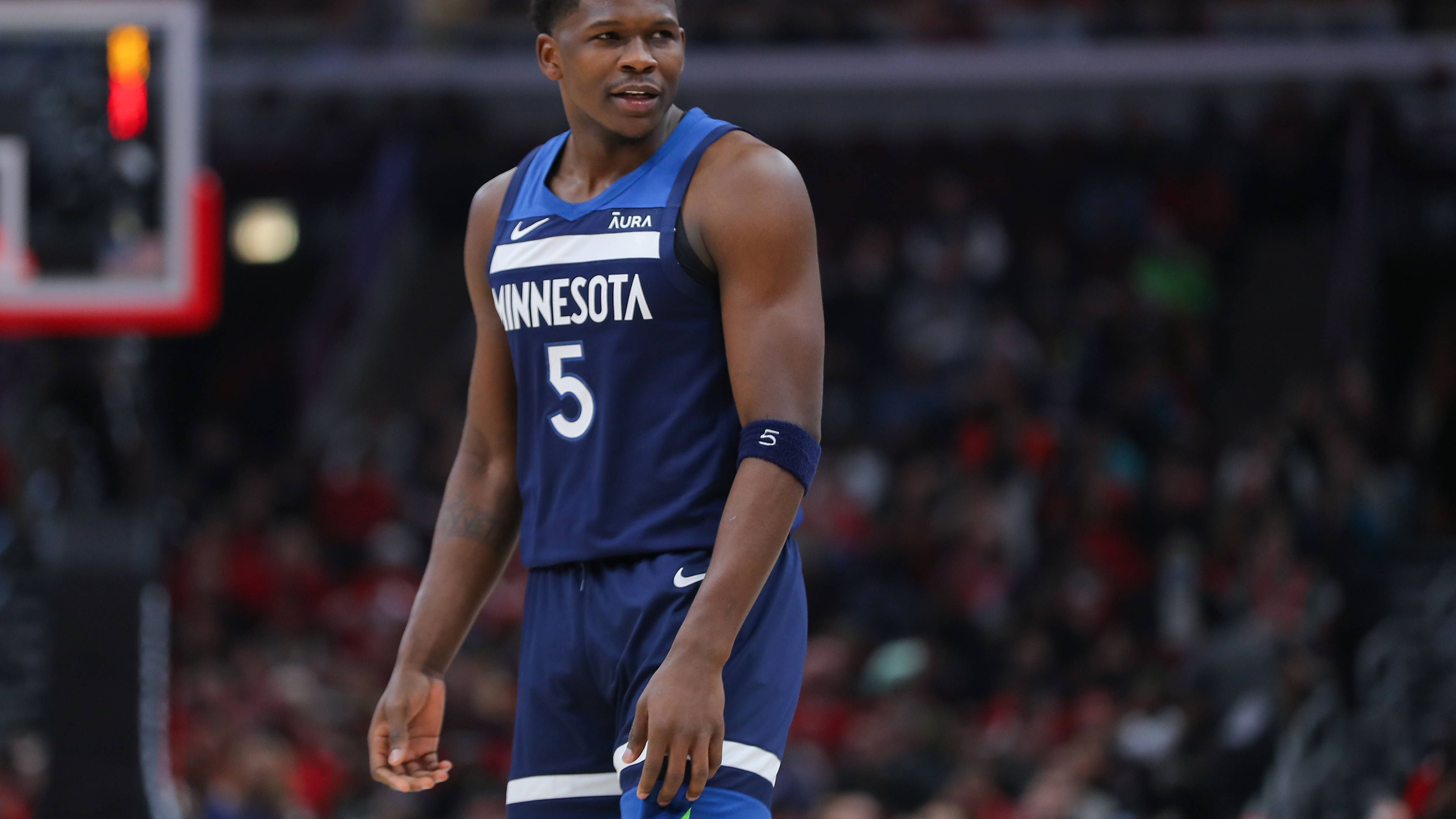 <strong>4. Minnesota Timberwolves (zuvor Rang 4, 36:16)</strong> <br>Herausragender Erfolg bei den Lillard-losen Bucks. Dennoch wackelt Minny weiterhin etwas. Gegen die Magic und bei den Bulls zuletzt unnötig mit Niederlagen. Finch betont dennoch, dass die Defense wieder besser wird. Minnesota ist derzeit die Nummer 1 im Westen.