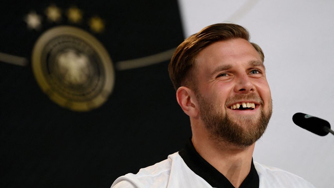 Nationalspieler Niclas Füllkrug bemängelt den Umgang mit der deutschen Nationalmannschaft nach dem WM-Aus.