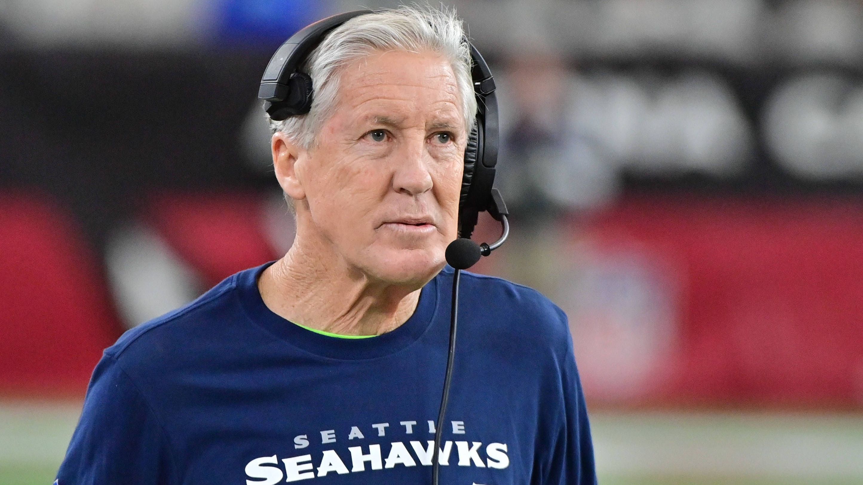 <strong>Pete Carroll</strong><br>Nach einem Jahr ohne Coaching Job würde Pete Carroll Berichten zufolge gerne in die NFL zurückkehren, warum nicht nach Dallas? Der 73-Jährige konnte den Super Bowl bereits gewinnen, er weiß, was es braucht, um eine Franchise erfolgreich zu machen. Allerdings ist Carroll auch als Machtmensch bekannt, der die Zügel gerne selbst in den Händen hält ...