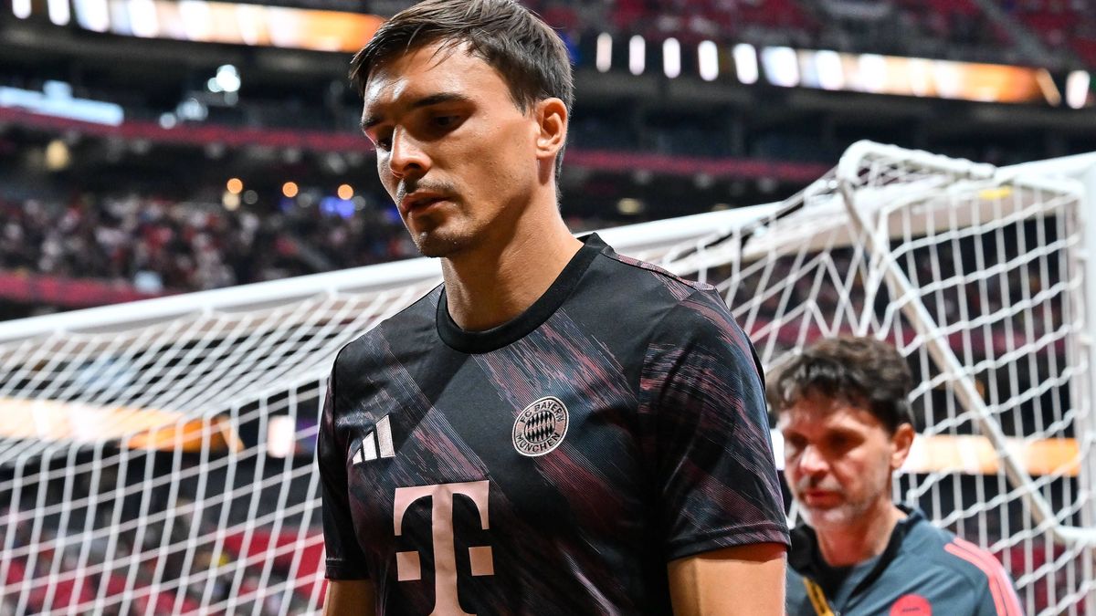 FIFA Club World Cup; Paris Saint Germain - FC Bayern München; 05.07.2025 im Bild Joao PALHINHA (FC Bayern Muenchen 16) nach dem warmup vor der Partie Einzelfoto Freisteller FIFA Club World Cup: Par...