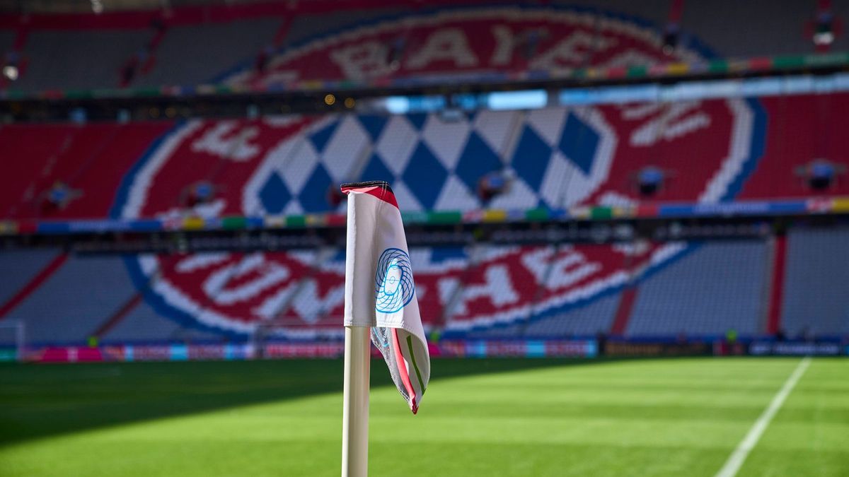 FC Bayern Logo