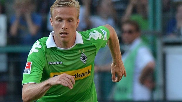 
                <strong>Borussia Mönchengladbach Auswärtstrikot</strong><br>
                Gladbach hat sich für die neue Saison eine ganz gewiefte Taktik ausgedacht. Mit den grünen Tarnanzügen kann man die Spieler fast nicht mehr vom Rasen unterscheiden
              