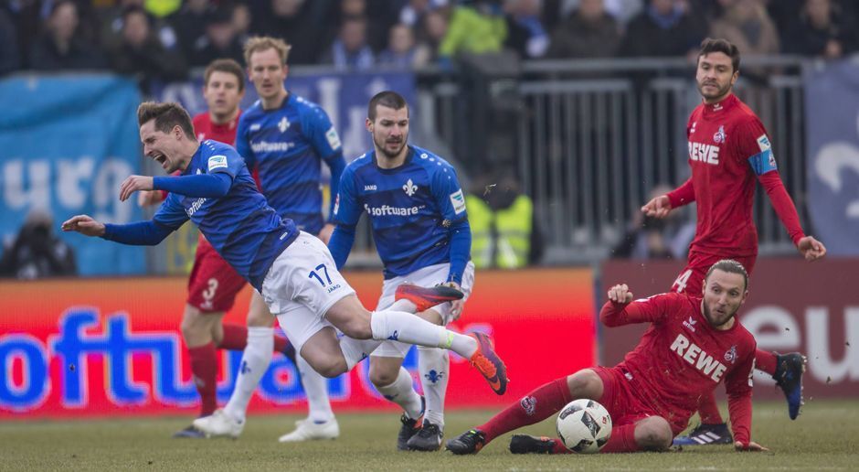 
                <strong>Platz 5: 1. FC Köln</strong><br>
                Platz 14: 1. FC Köln - 53 Punkte (50 Gelbe Karten, ein Mal Gelb-Rot)
              