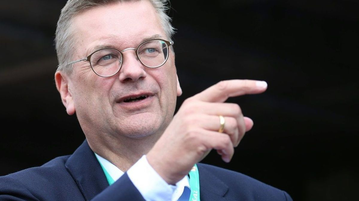 Grindel lobt soziales Engagement der Paderborner