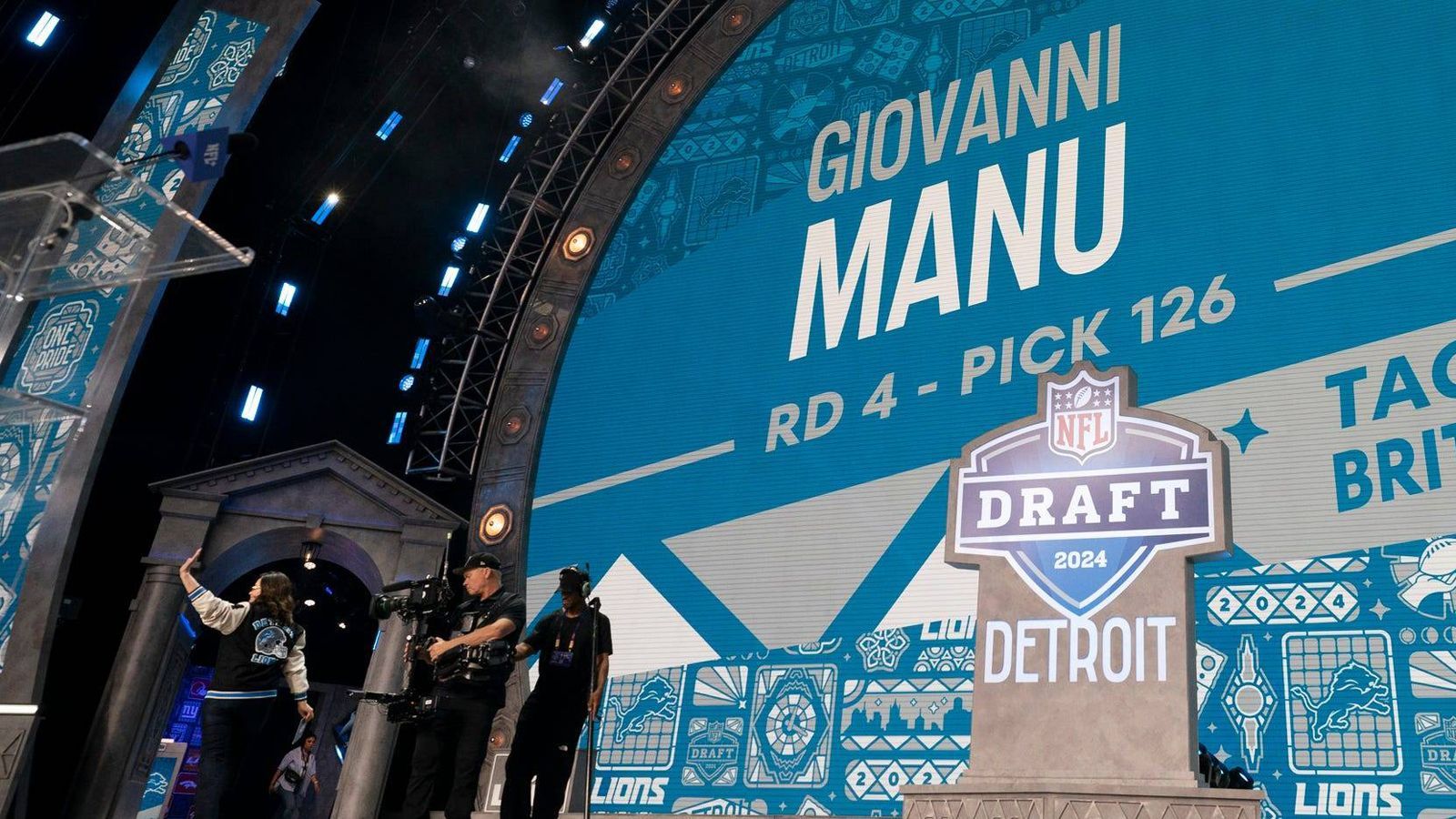 <strong>Giovanni Manu (Detroit Lions)</strong><br><em>College: British Columbia<br>Position: Offensive Tackle<br>Draftpick: 126 (Runde 4)</em><br>Ein Student aus Kanada? Da gibt es in der US-amerikanischen NFL doch noch erhebliche Bedenken. Von der Statur und Athletik her sicherlich ein großes Talent. Aber er muss sich eben noch an das Spiel in der NFL gewöhnen. Und das könnte in der Tat länger dauern als bei seinen US-Kollegen.