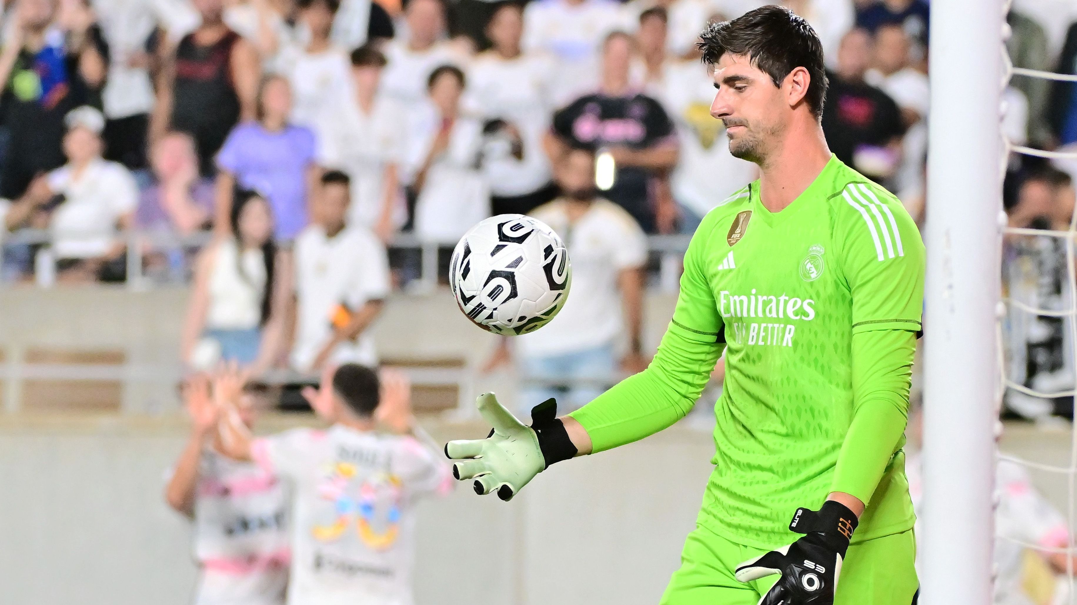 <strong>14. Platz: Thibaut Courtois (Real Madrid) - 28</strong><br>Der Belgier stand bereits bei Atlético und dem FC Chelsea im Tor, ehe im Jahr 2018 der Wechsel zu Real folgte. Courtois gewann mit den Madrilenen 2022 die Königsklasse, was aber fast schon als Pflicht zu verbuchen ist. Der 31-Jährige war einer der stärksten Keeper, ehe er sich im August 2023 einen Kreuzband- und nun im April einen Meniskusriss zuzog.