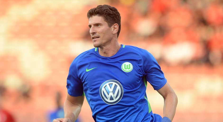 
                <strong>VfL Wolfsburg: Mario Gomez </strong><br>
                Im Team seit August 2016.
              