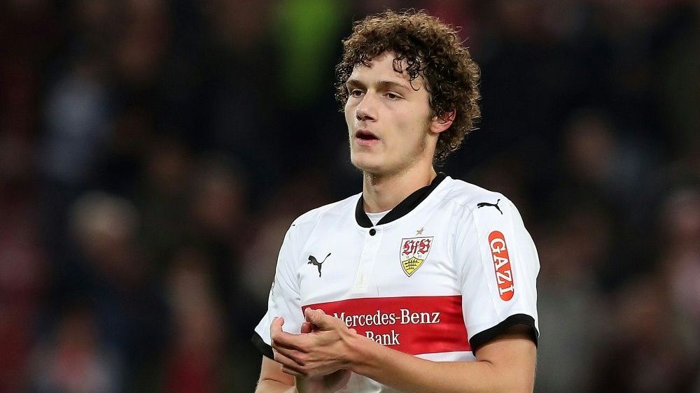 <strong>Platz 9: Benjamin Pavard (VfB Stuttgart)</strong><br>Verkauft an: FC Bayern<br>Saison: 2019/20<br>Ablöse: 35 Millionen Euro
