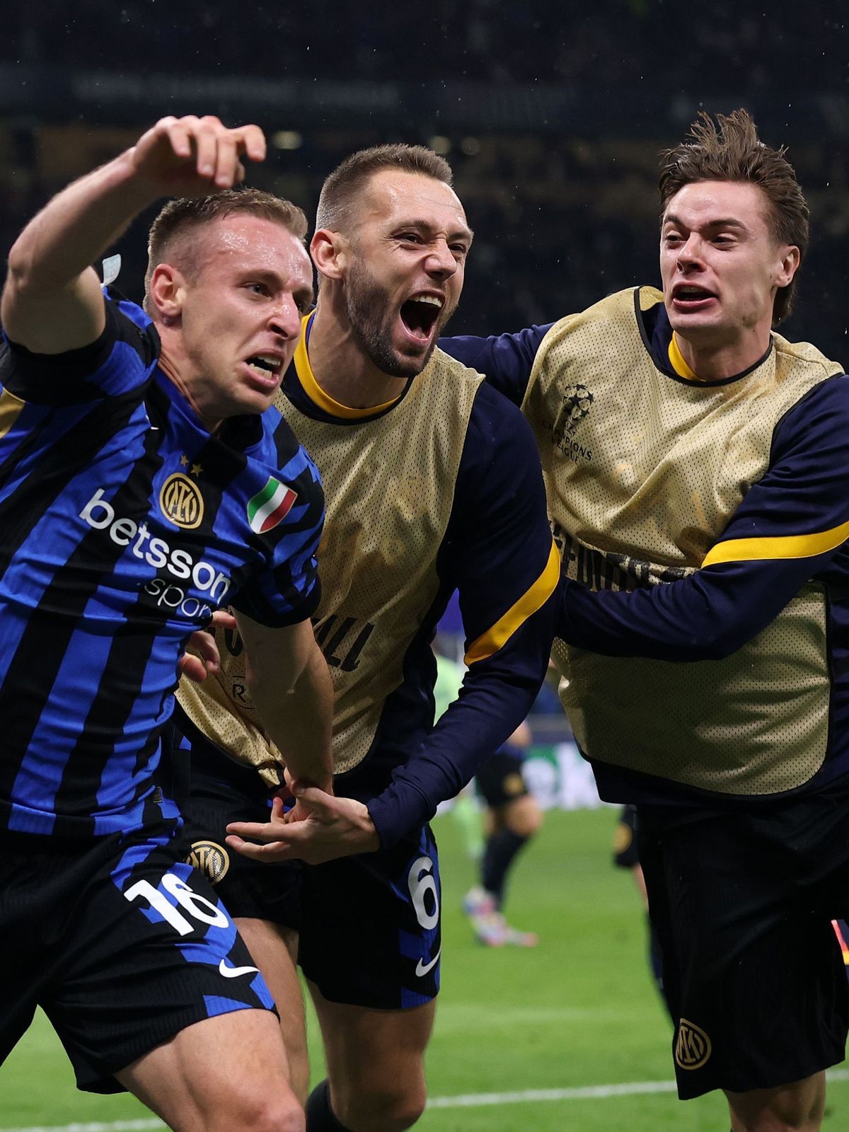 FC Internazionale Milano v FC Barcelona - UEFA Champions League 2024/25 Semi Final Second Leg