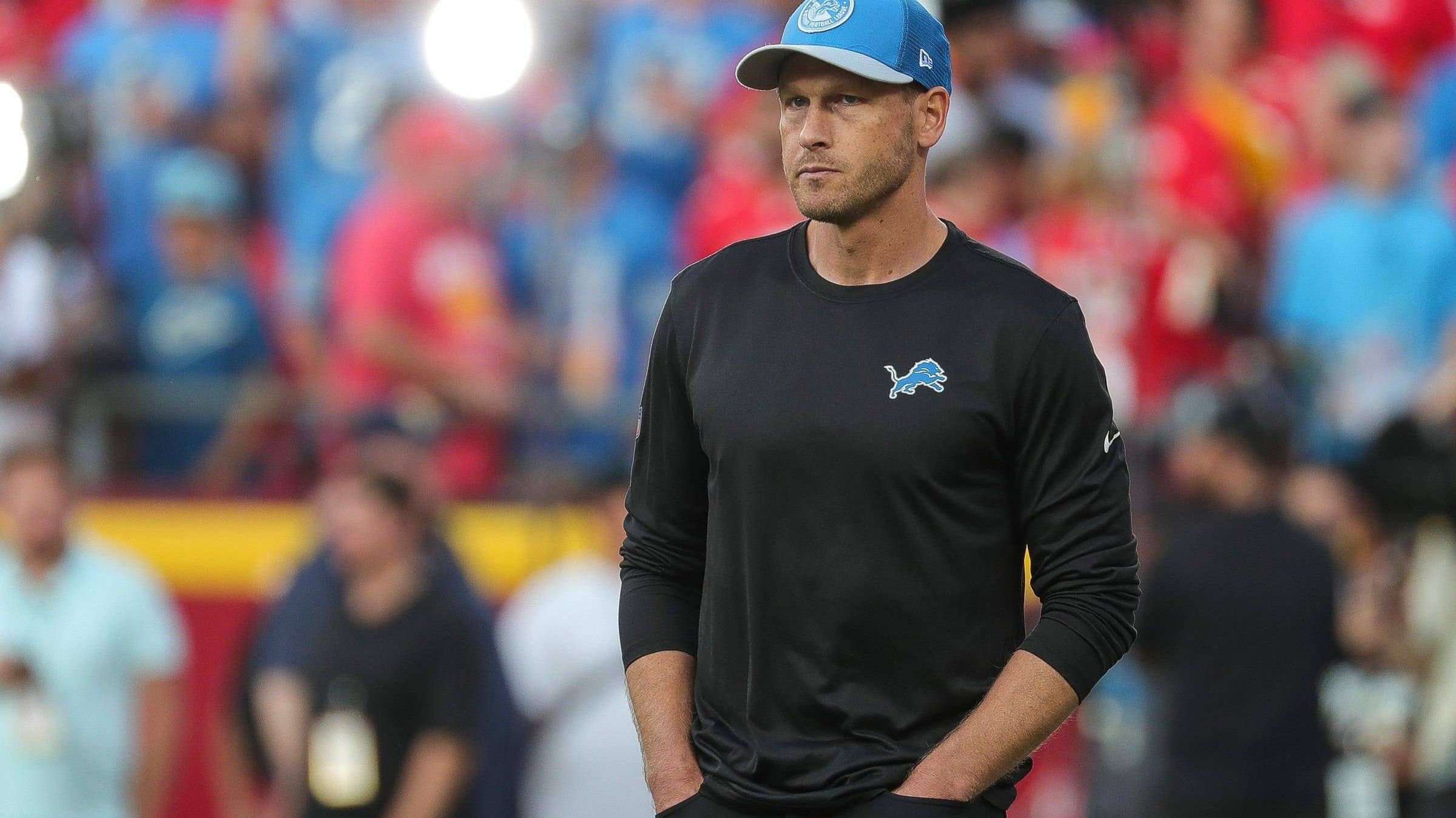 <strong>Auf der Suche: Carolina Panthers</strong><br>Gehandelt werden laut "nfl.com" Offensive Coordinator Ben Johnson (Bild) von den Detroit Lions sowie Dolphins-OC Frank Smith und Texans-OC Bobby Slowik. Auch ein erfahrener Head Coach wie Dan Quinn könnte den Job übernehmen. Eine interne Lösung als Nachfolger von Interims-Head Coach Chris Tabor könnte Defensive Coordinator Ejiro Evero sein.