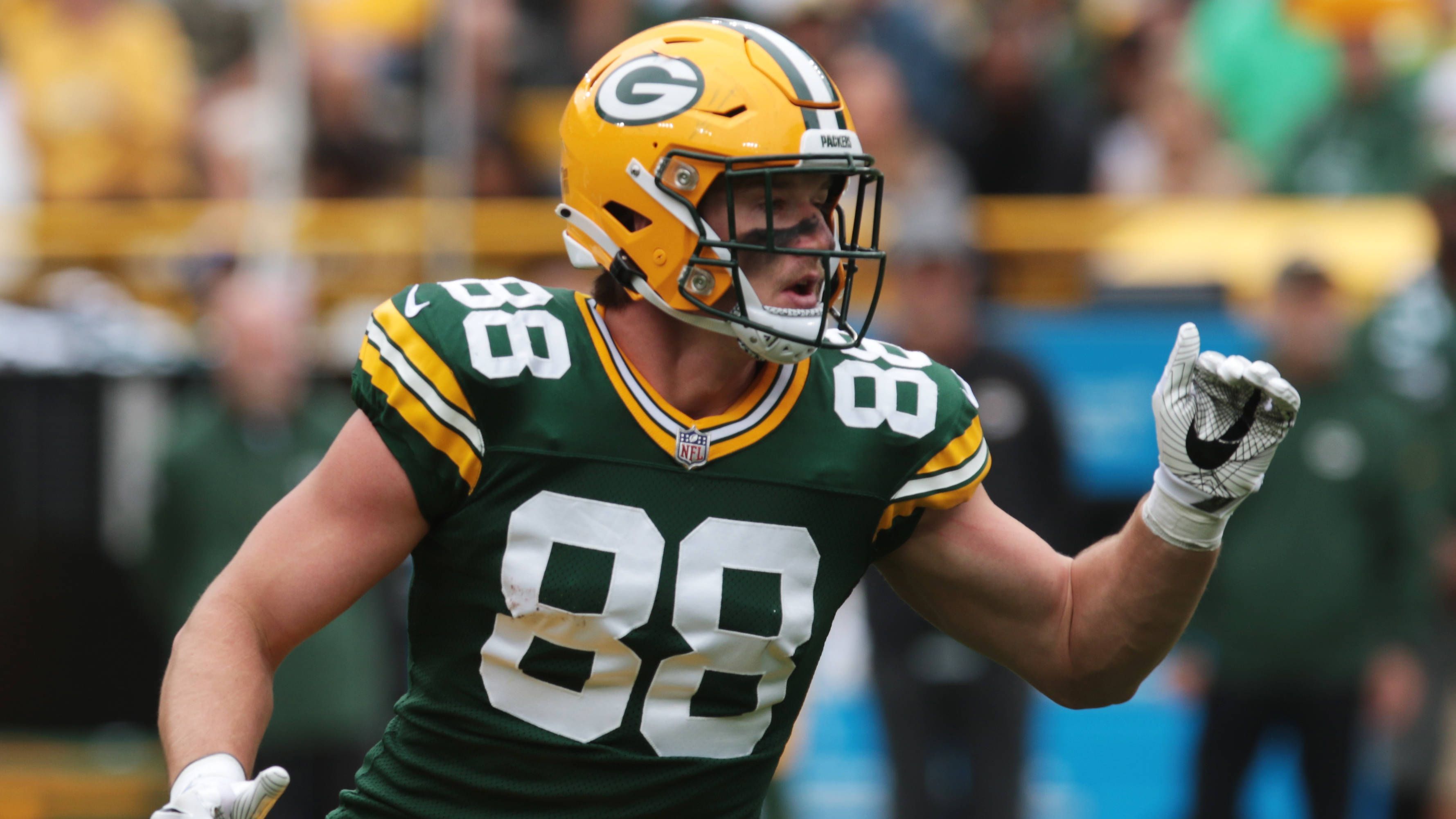 <strong>Green Bay Packers: Tight End Luke Musgrave</strong><br>Die Offense der Packers wird nach 15 Jahren Aaron Rodgers mit einem neuen Quarterback in die Saison starten. Jordan Love wird es nicht leicht haben, denn dem Kader Green Bays fehlt es an Tiefe und Qualität. Unter den Neuzugängen könnte Zweitrundenpick Tight End Luke Musgrave herausstechen: Im College überzeugte er durch seine Athletik und sicheren Hände als Passempfänger.