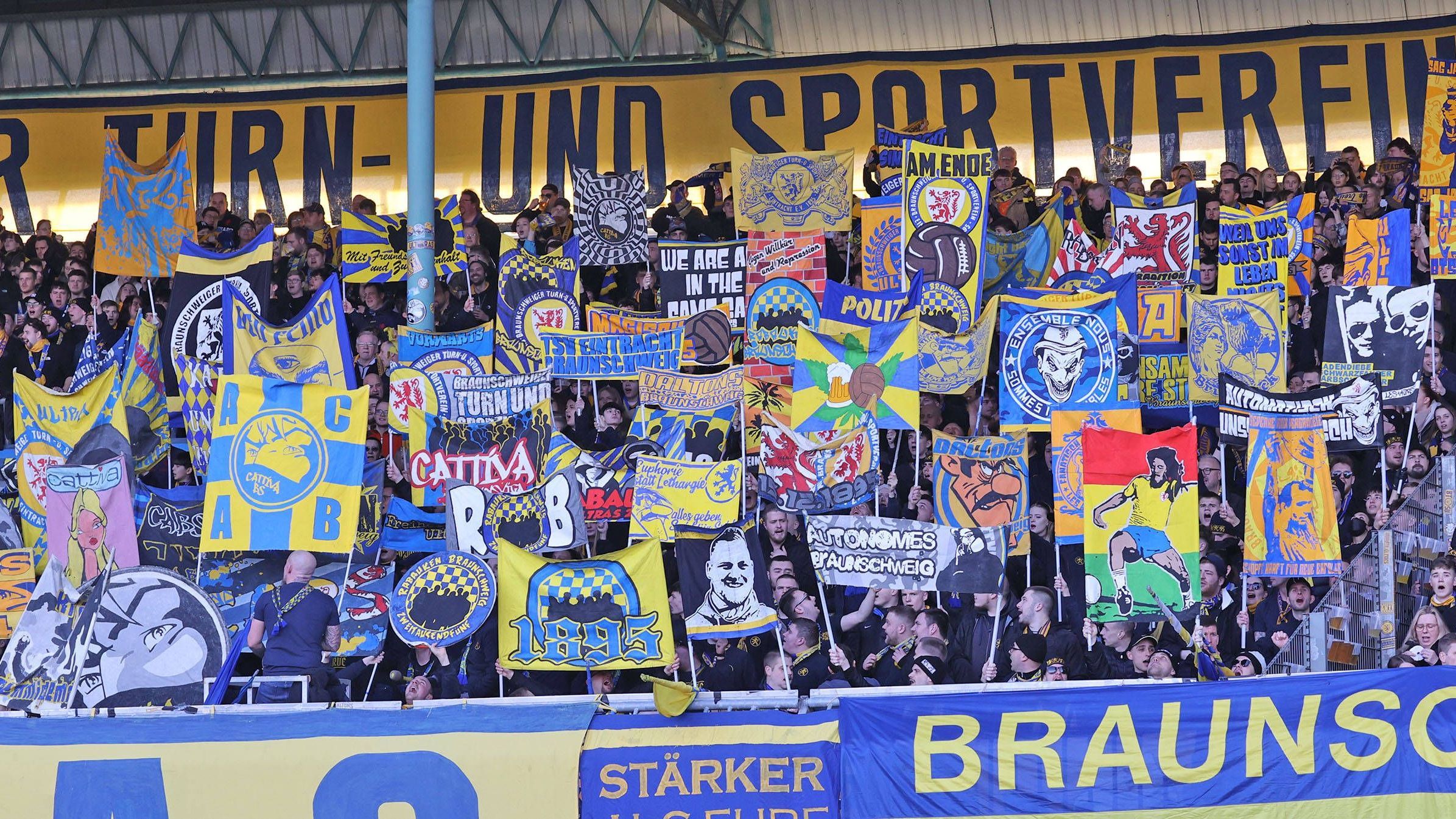 <strong>21. Platz: Eintracht Braunschweig - 706 Spiele</strong><br>Siege: 242<br>Unentschieden: 177<br>Niederlagen: 287