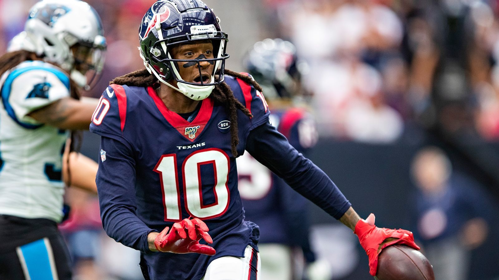 
                <strong>Wide Receiver</strong><br>
                DeAndre Hopkins (Houston Texans), 18 Stimmen2nd Team:  Chris Godwin (Tampa Bay Buccaneers), 14 Stimmen
              