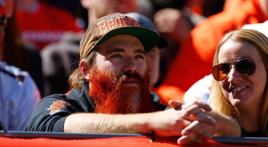 
                <strong>Platz 19: Cleveland Browns</strong><br>
                Platz 19: Cleveland Browns (FirstEnergy Stadium - Kapazität: 67.407) mit 66.038 Fans pro Heimspiel (insgesamt 330.192 Zuschauer in fünf Spielen).
              