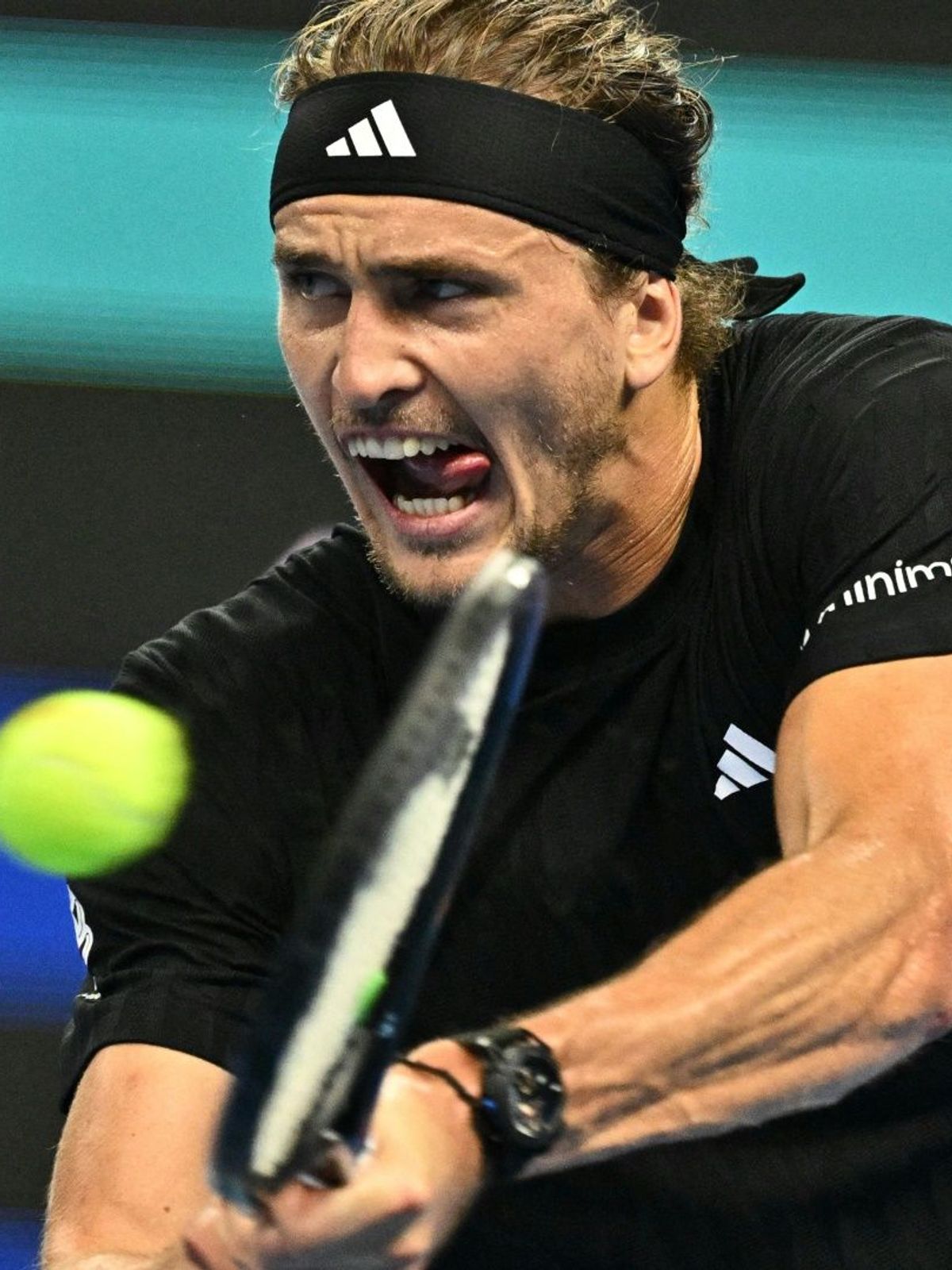 Alexander Zverev bleibt im Turnier