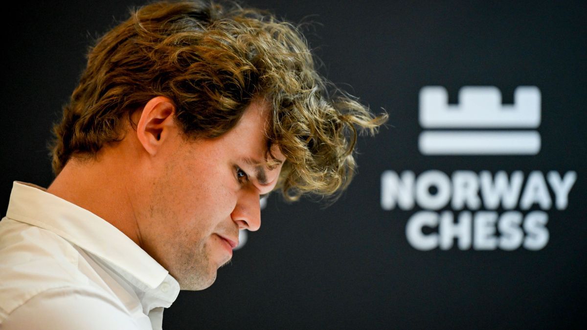Norway chess 2025 Stavanger 20250526. Magnus Carlsen under forste parti i Norway chess i Finansparken i Stavanger mandag ettermiddag. Foto: Carina Johansen NTB Stavanger Norge EDITORIAL USE ONLY. R...