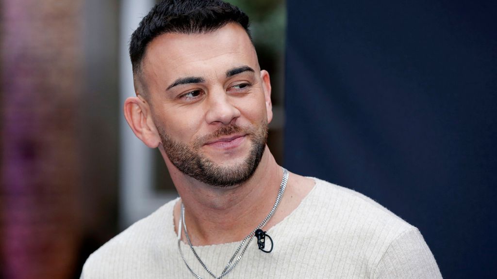 Serkan Yavuz macht sein Fremdgeh-Abenteuer zu Geld