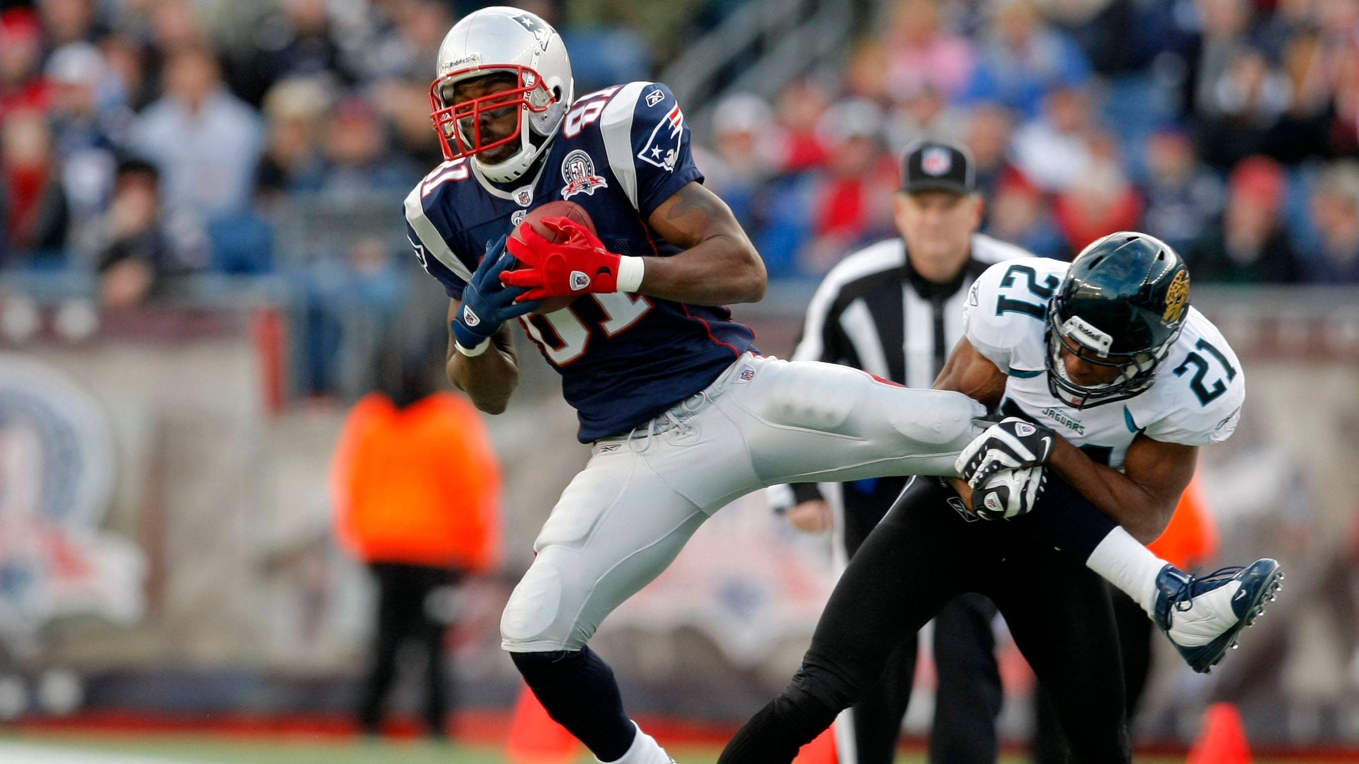 <strong>Randy Moss (Wide Receiver, 1998 - 2012, Vikings, Raiders, Patriots, Titans, 49ers)</strong><br>Auch ihm blieb der große Wurf verwehrt. Der Hall of Famer war ein Ausnahmeathlet, einer der dominantesten Receiver überhaupt. Zweimal stand er im Super Bowl - je einmal mit Patriots und 49ers - beide Spiele gingen verloren.