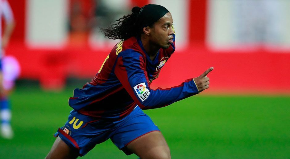 
                <strong>Ronaldinho</strong><br>
                Mittelfeld: Ronaldinho
              