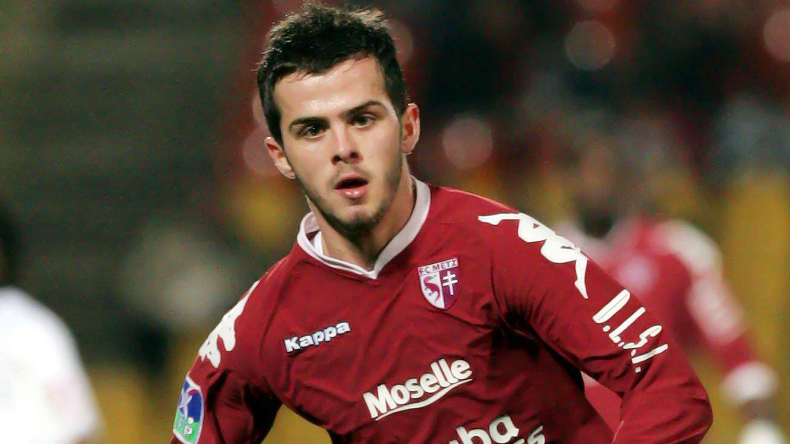 
                <strong>Miralem Pjanic (FC Metz)</strong><br>
                Zeitspanne: Juli 2004 (Jugend) bis Juli 2008 - Aktuelles Team: FC Barcelona
              