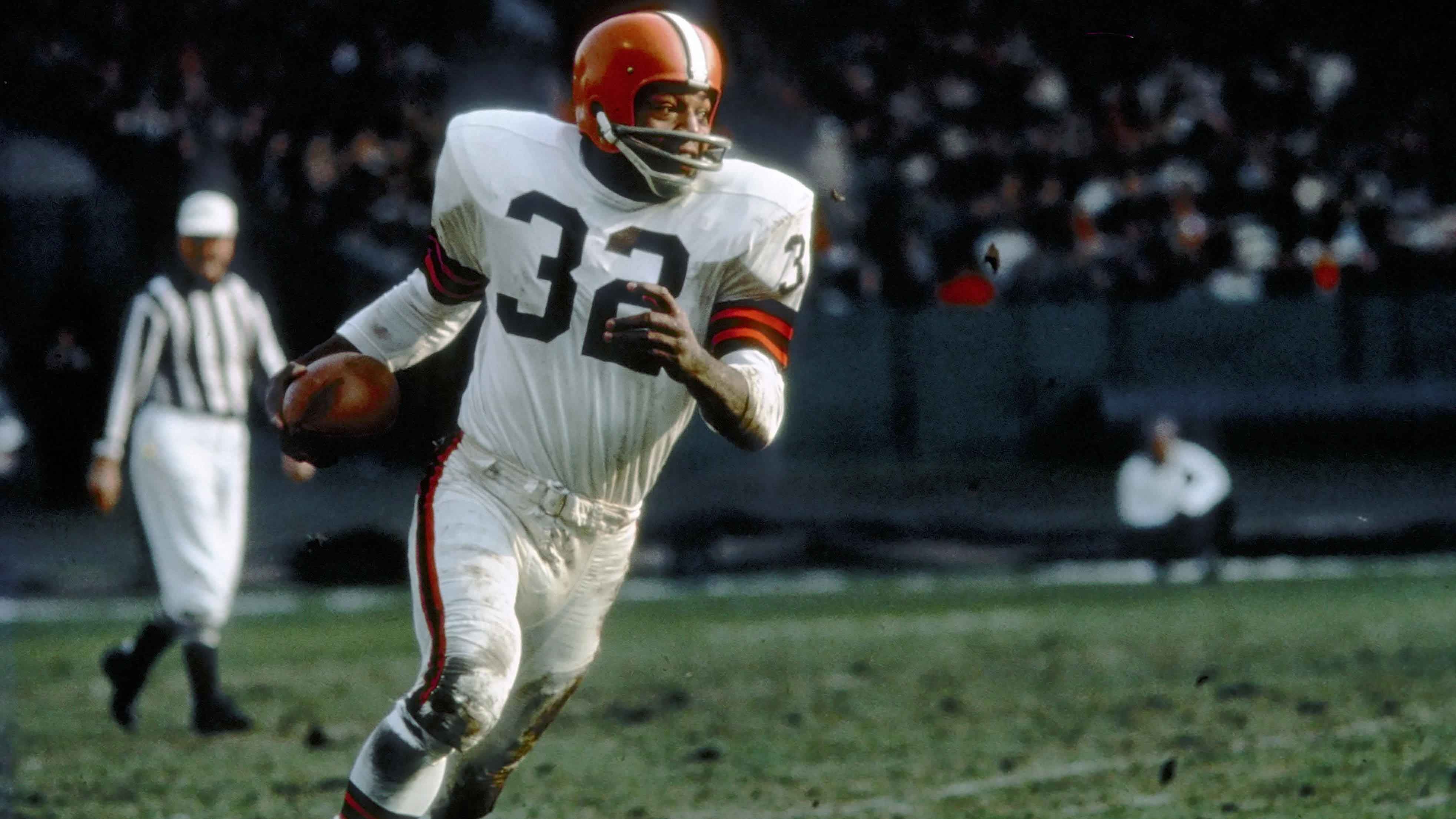 
                <strong>Cleveland Browns: Jim Brown </strong><br>
                12.312 Yards bei 2.359 Runs - 106 Touchdowns
              