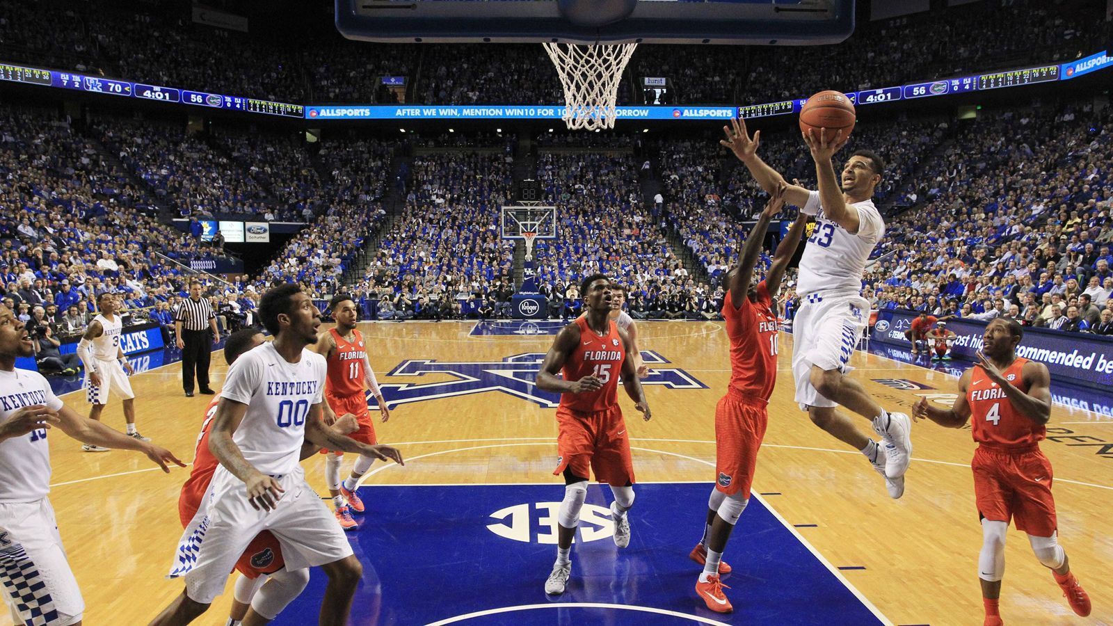 
                <strong>9. Platz Rupp Arena, Lexington</strong><br>
                Heimstätte der Kentucky Wildcats (NCAA-Basketball)Höchstgemessene Lautstärke: 126.4 dB
              