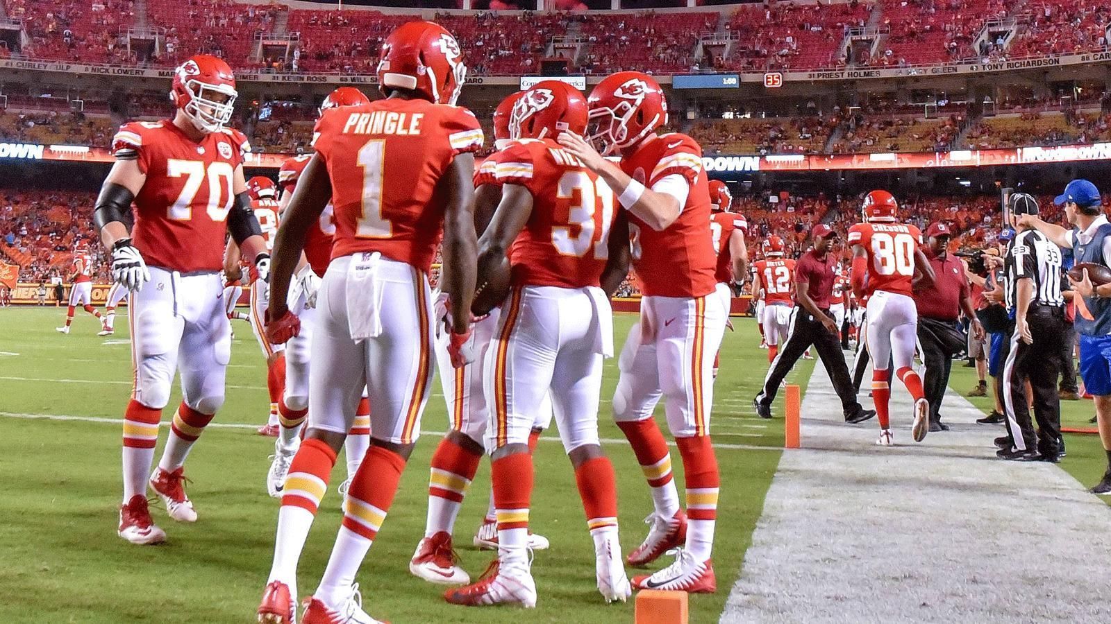 
                <strong>Kansas City Chiefs</strong><br>
                2018: 25.8 (13)     2017: 25.9 (14)     2016: 25.5 (6)     2015: 25.8 (6)     2014: 25.3 (3)     2013: 25.7 (8)
              
