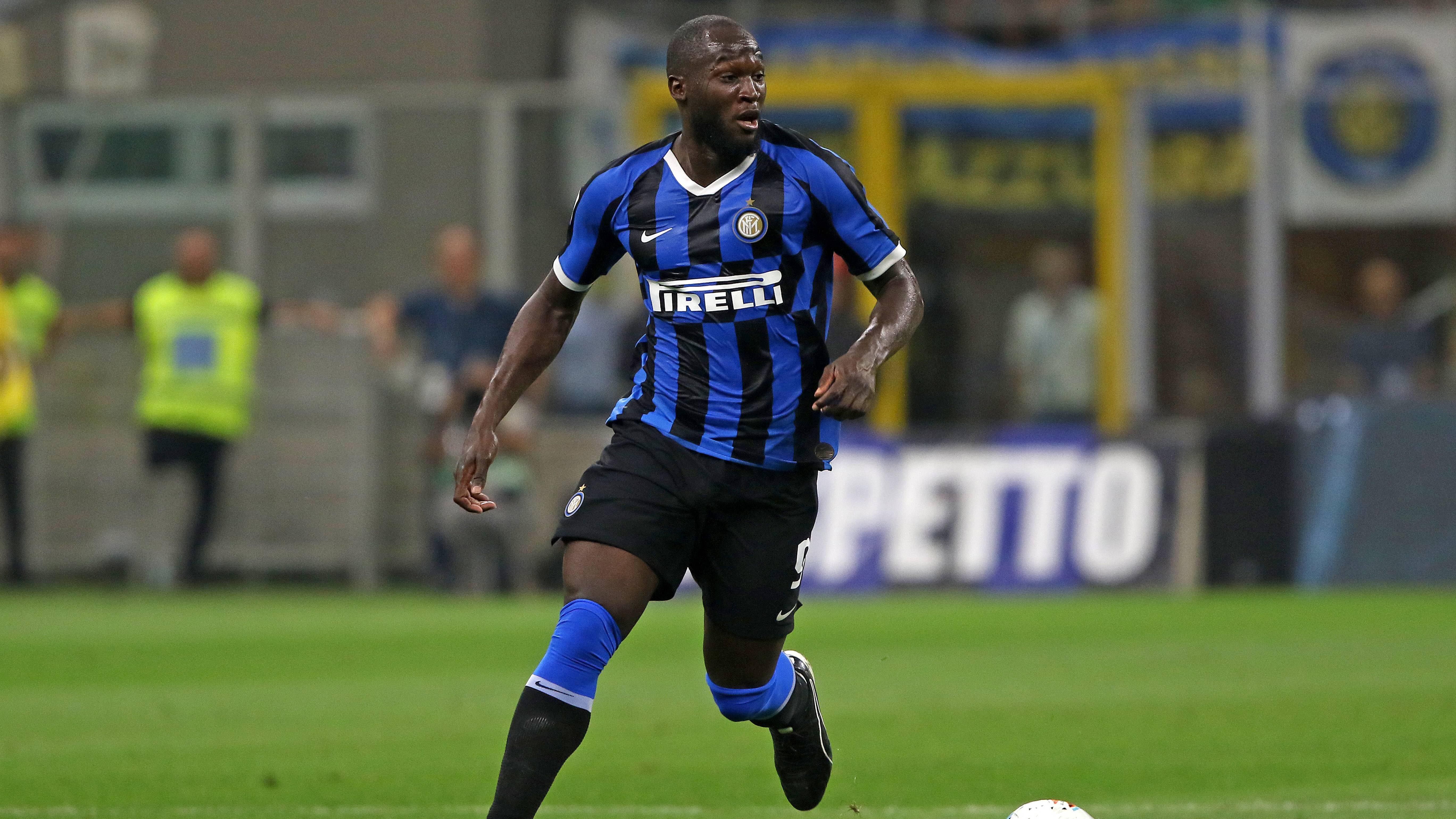 
                <strong>Romelu Lukaku (Inter Mailand)</strong><br>
                Jahresverdienst: 7,5 Millionen Euro
              