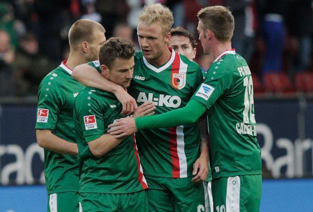 
                <strong>FC Augsburg - 1. FSV Mainz 05 2:1</strong><br>
                Andre Hahn bringt die Augsburger in der 26. Spielminute in Führung und kann kurz nach der Pause einen Doppelpack schnüren
              