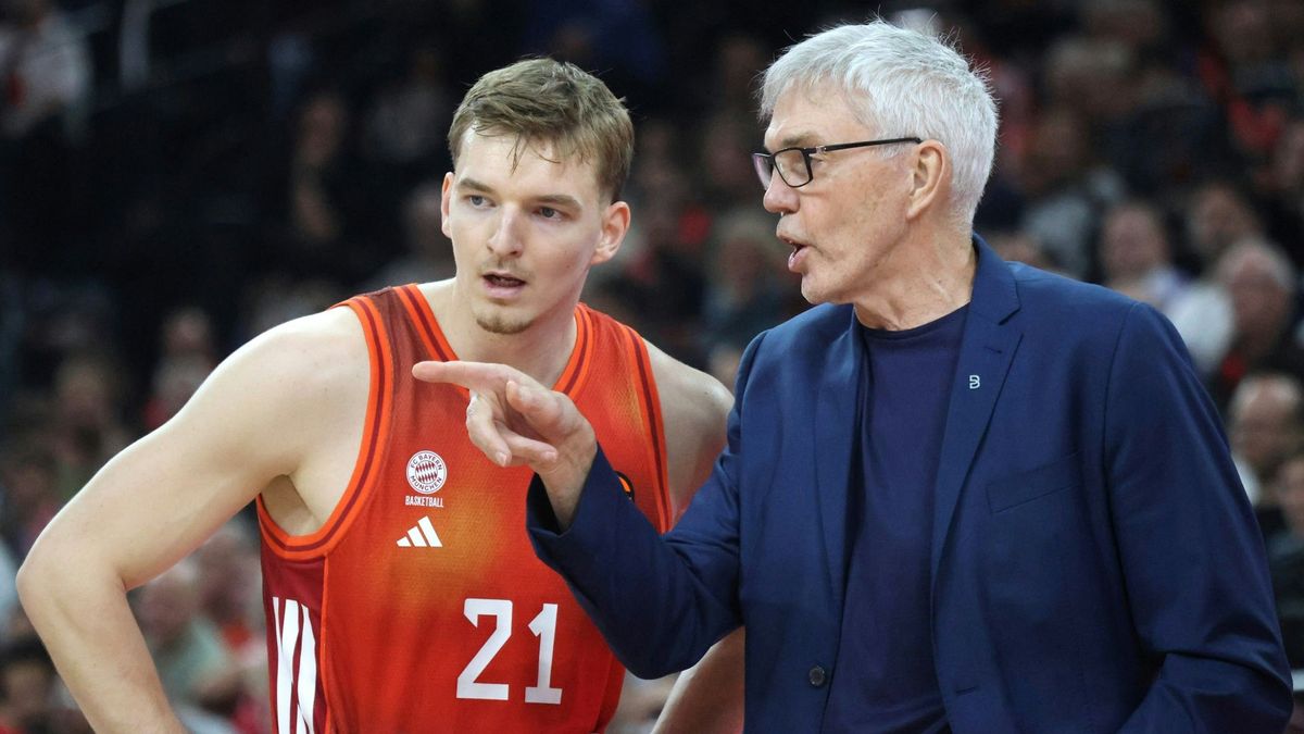 Gordon Herbert (r.) mit Justus Hollatz