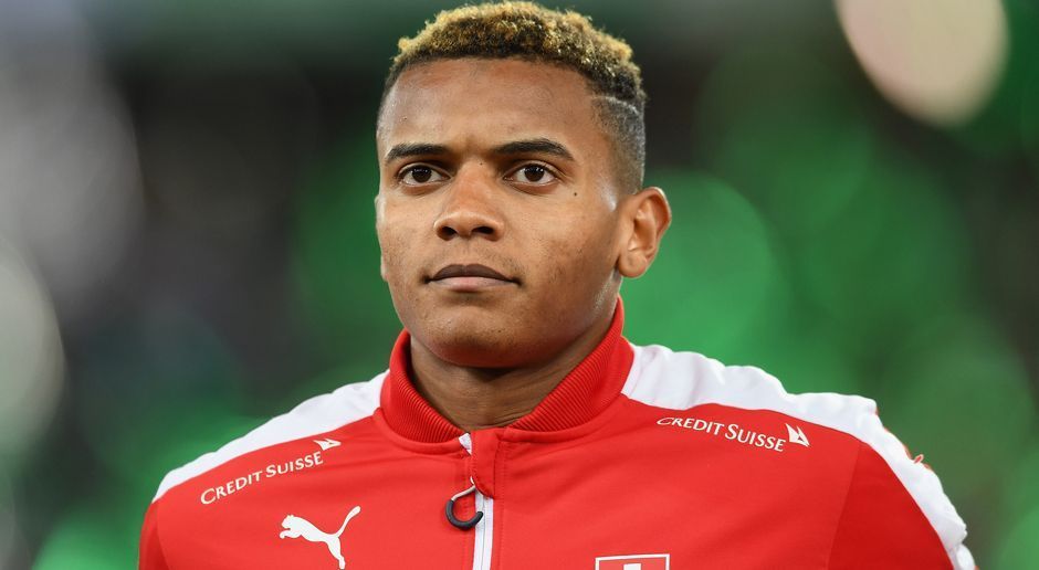 
                <strong>Manuel Akanji: In der Schweizer Nationalelf</strong><br>
                Seine beeindruckende Leistung beim FC Basel ließ auch den Schweizer Nationaltrainer Vladimir Petkovic hellhörig werden: Im Juni vergangenes Jahr gab Akanji sein Debüt für die "Nati", zuvor spielte er bereits drei Jahre für die U21-Nationalelf. Bei der Weltmeisterschaft bekommt es der Innenverteidiger gleich in der Gruppenphase mit keinem geringeren als Neymar und seinen brasilianischen Teamkollegen zu tun. Doch in Bescheidenheit scheint er nicht besonders gut zu sein. "Ich möchte nicht arrogant klingen, aber ich habe einfach Vertrauen in meine Fähigkeiten", sagte er einst der "Illustrierten". Im Idealfall bringt Akanjis Selbstbewusstsein auch seinen neuen Klub in der Bundesliga wieder nach oben.
              