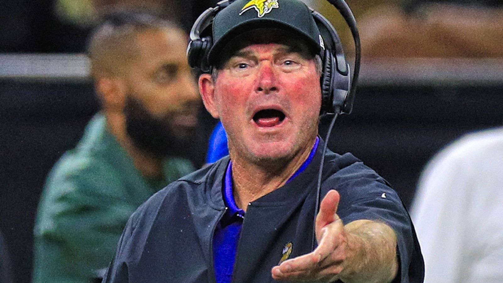 
                <strong>17. Mike Zimmer (Minnesota Vikings)                            </strong><br>
                Head Coach seit: 2014Quote: 28/1
              