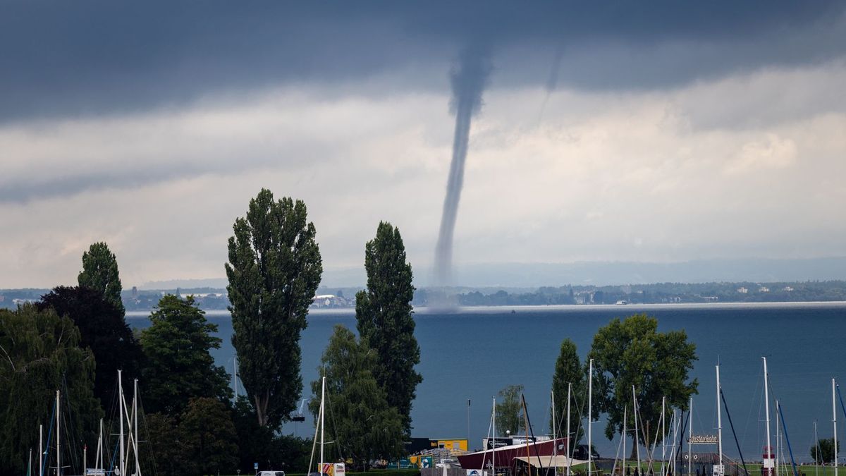 Wasserhose über dem Bodensee