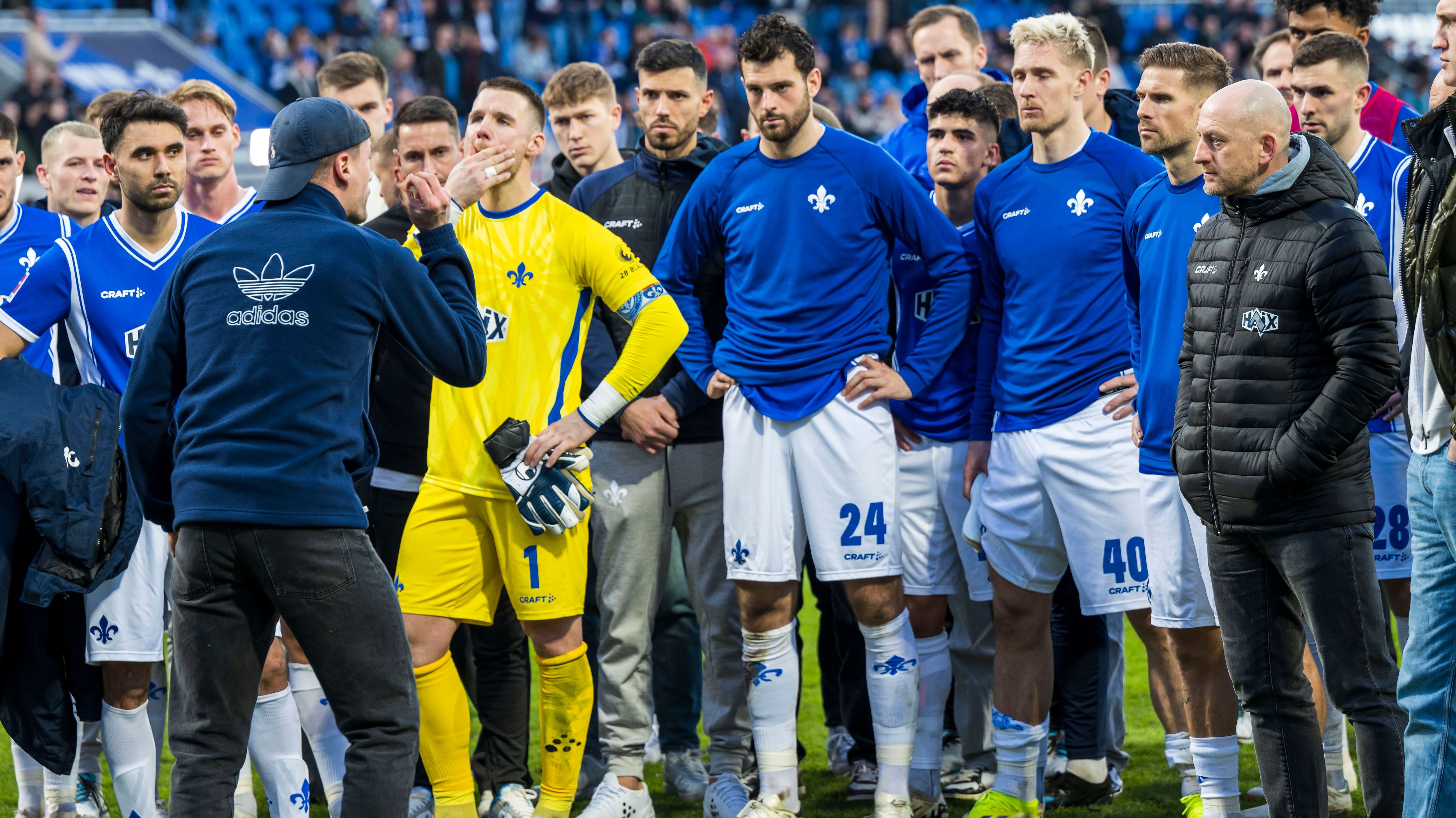 <strong>SV Darmstadt 98</strong><br>Aktuelle Platzierung: 18.<br>Mögliche Platzierungen: 11. - 18.&nbsp;<br>Restprogramm: Freiburg, Köln, Heidenheim, Wolfsburg, Darmstadt, Dortmund