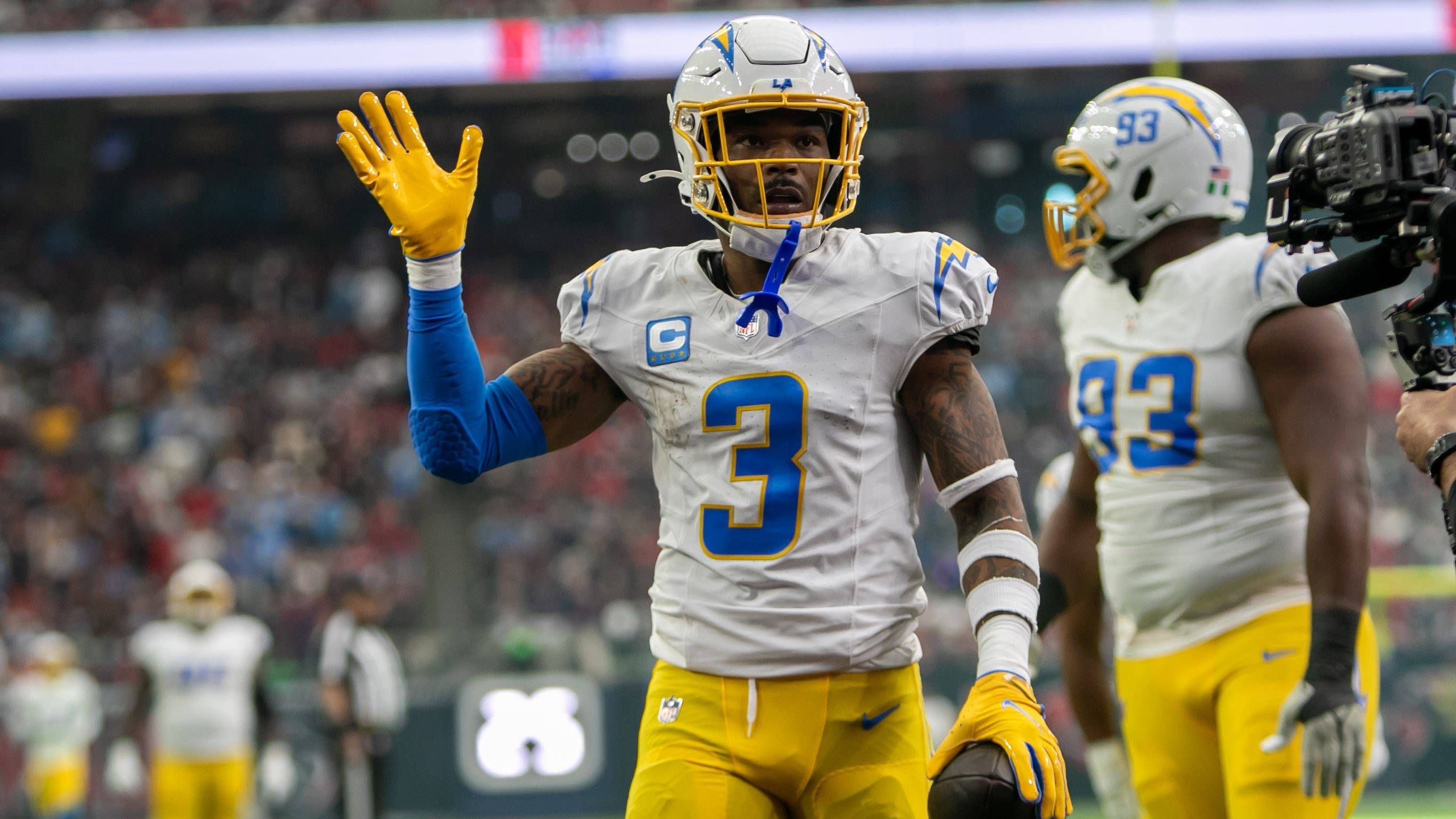 <strong>Platz 54: Derwin James (Los Angeles Chargers) </strong><br>- Position: Safety<br>- Platzierung letzte Saison: 83