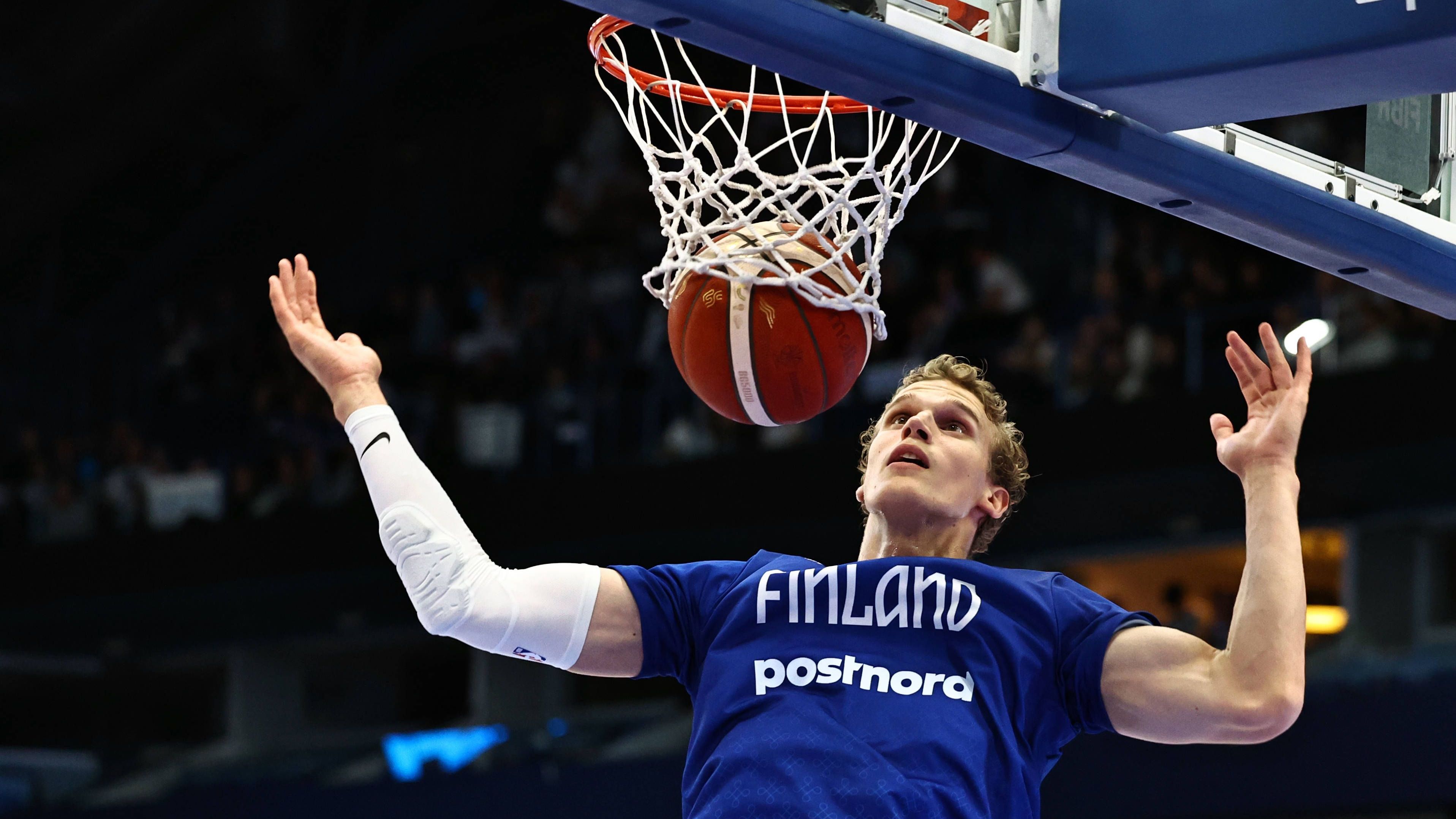 <strong>Lauri Markkanen (Finnland/28)</strong><br>... In vier Vorbereitungsspielen kam der "Big Man" im Schnitt auf 31,7 (!) Punkte. Finnland gewann all seine Tests, Vorrundengegner Deutschland ist gewarnt - vor allem, was die Scoringmaschine Markkanen angeht.