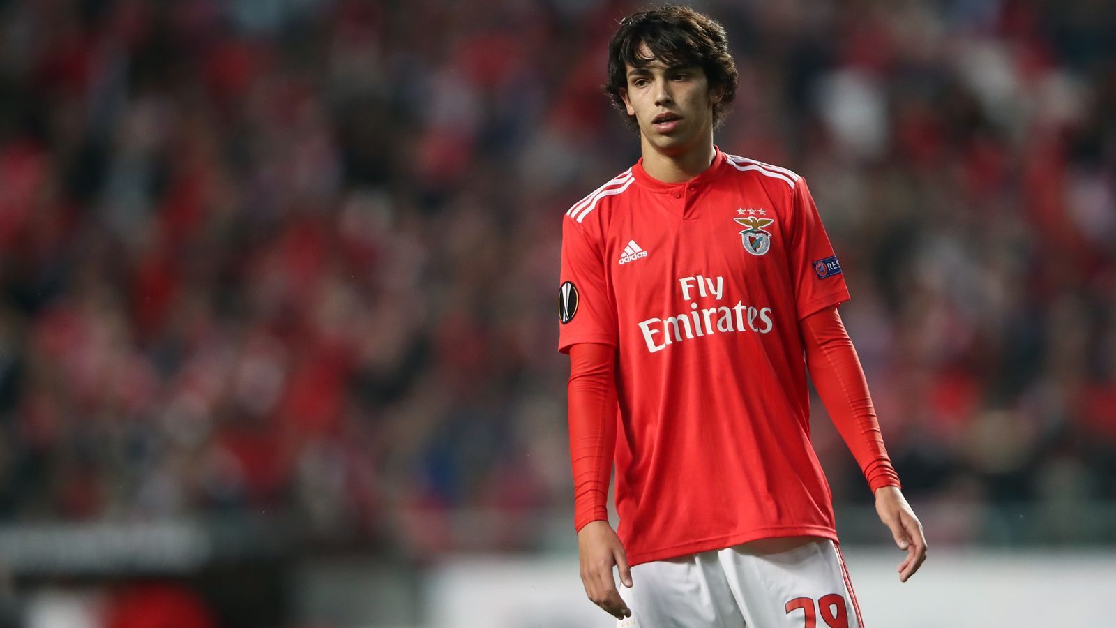 
                <strong>Platz 2 - Joao Felix (Atletico Madrid)</strong><br>
                Ablösesumme: 126 Millionen EuroAlter beim Wechsel: 19 JahreVerpflichtet von: Benfica LissabonZeitpunkt des Wechsels: Sommer 2019
              