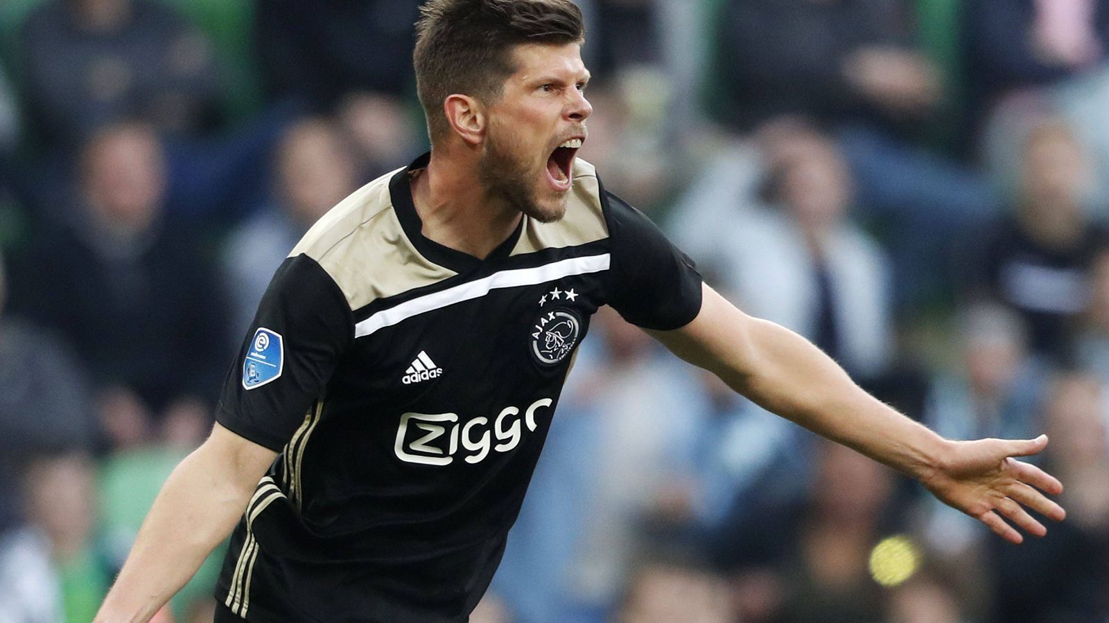 
                <strong>Klaas-Jan Huntelaar</strong><br>
                Der Ex-Schalker kommt in den Schlussminuten für den ausgepowerten Ziyech ins Spiel und bringt den verdienten Sieg der Gäste in der Nachspielzeit über die Ziellinie. Keine Bewertung
              