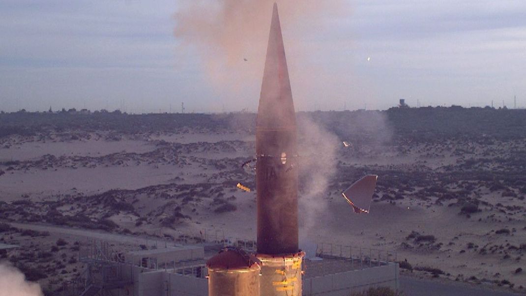 Deutschland und Israel unterzeichnen Absichtserklärung über den Kauf des Raketenabwehrsystems Arrow 3. Der Deal ist eine Reaktion auf den russischen Angriffskrieg.